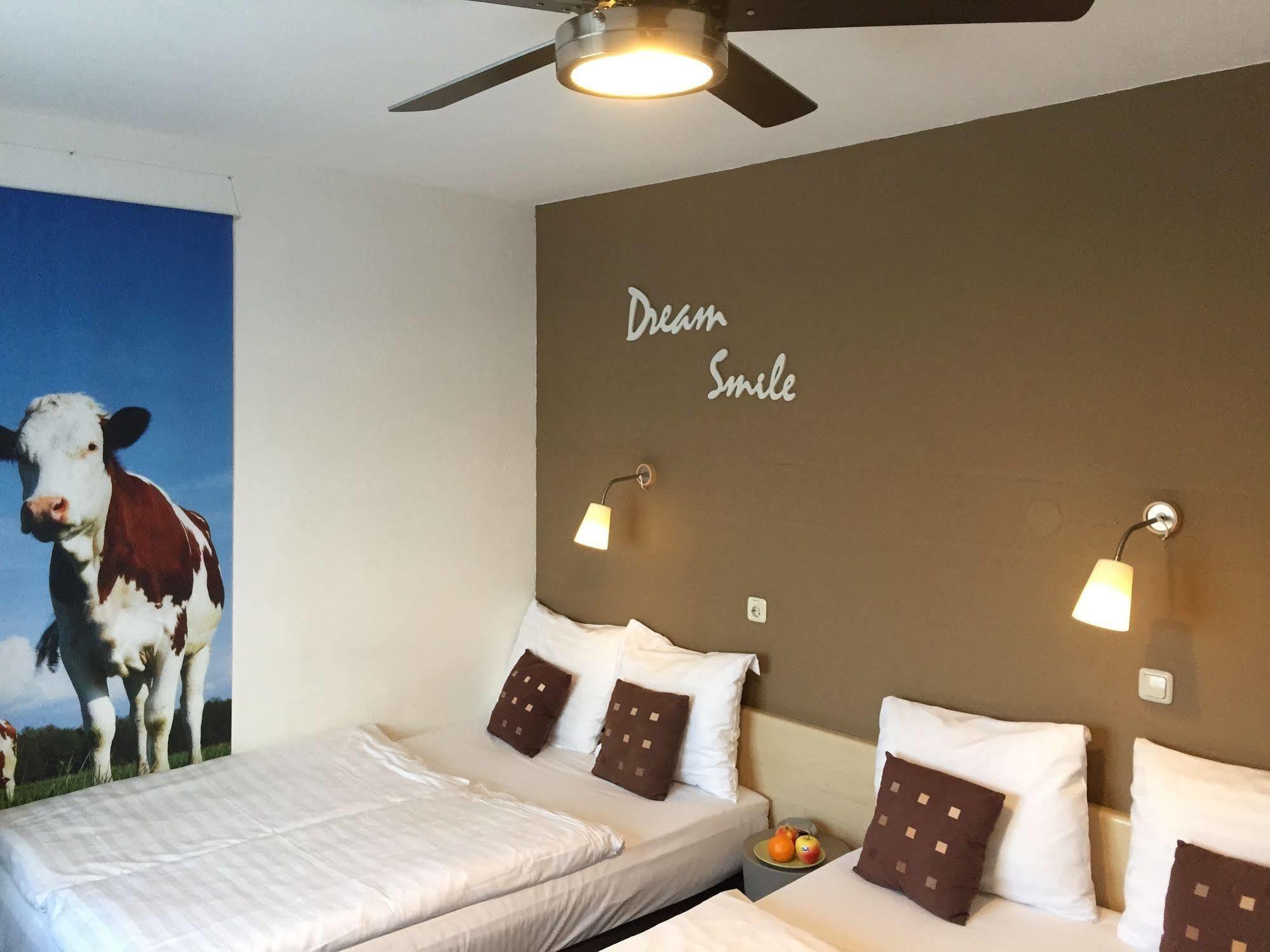 Hotel De Kroon Kaatsheuvel Zewnętrze zdjęcie